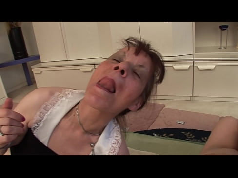 ❤️ Deux grands-mères et un grand-père font une partie à trois ️ Porno at us fr.villagesexvideos.ru ❌️