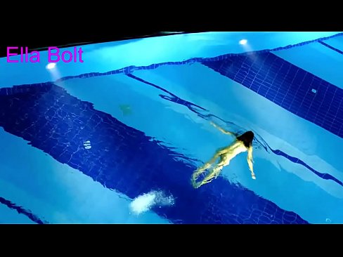 ❤️ Je ne peux pas m'arrêter de regarder, jeune blonde prise en train de nager nue dans la piscine de la station ELLA BOLT. ️ Porno at us fr.villagesexvideos.ru ❌️
