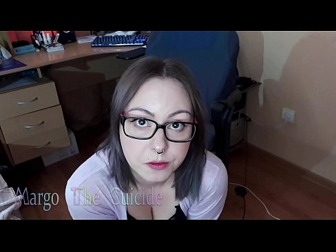 ❤️ Une fille sexy avec des lunettes suce profondément un gode devant la caméra ️ Porno at us fr.villagesexvideos.ru ❌️